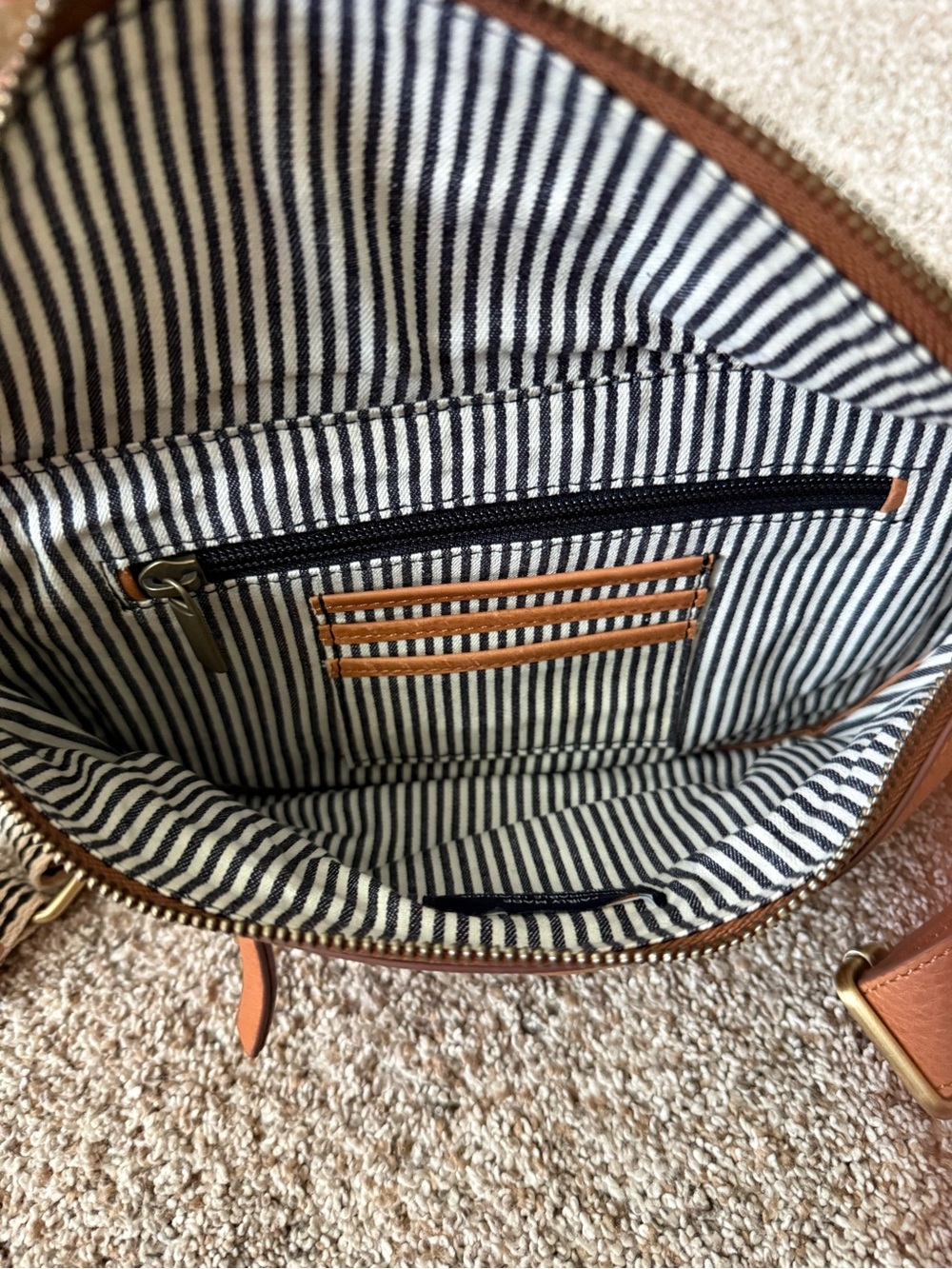 O My Bag Amsterdam Drew Crossbody Belt Bag - Picture 2 of 3